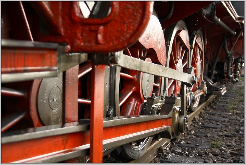 Detail of the rods of the steam engine 657.2770. Ampflwang