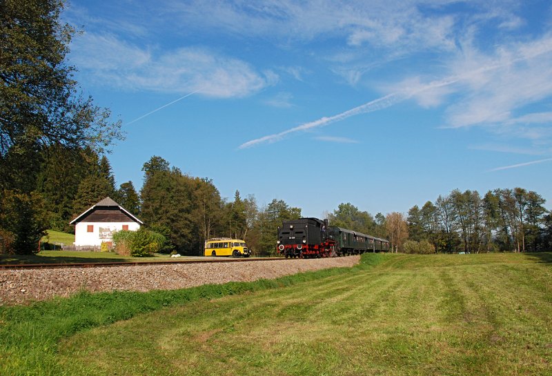 With the advance brings ÖGEG Tender BR 38 1301 its