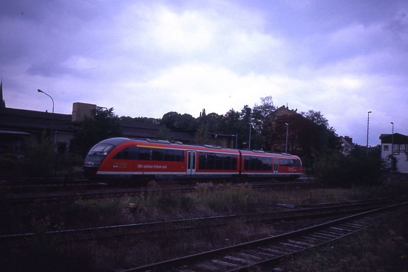 Elbe-Saale Bahn von Dessau nach Aschersleben. Hier kurz vor Bahnhof