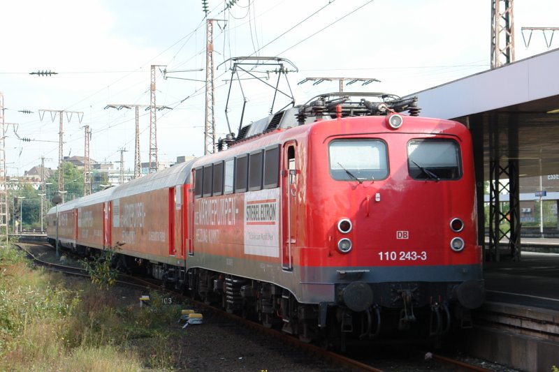 110 243-3 mit Werbung f�r Stiebel Eltron in Essen HBF.