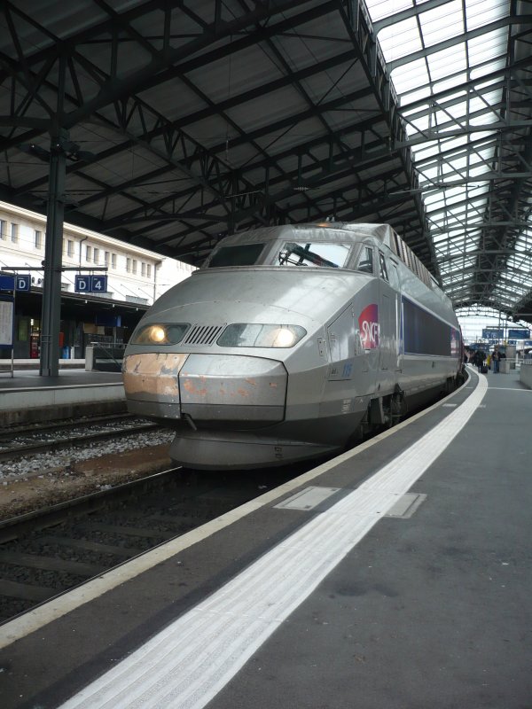 This TGV Lyria on 28.10.08 is ready for departure to