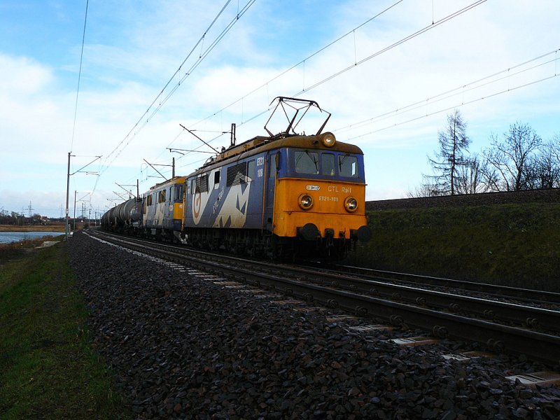 ET21-108 in Legnica (CTL-Rail)  