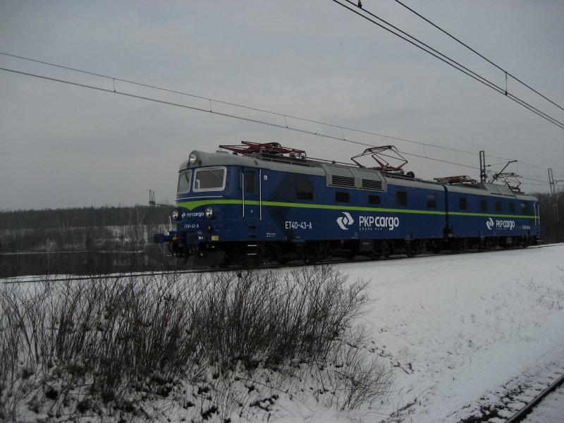 Erste Lok ET40-43 in neuer Farbgebung von PKP Cargo f�hrt