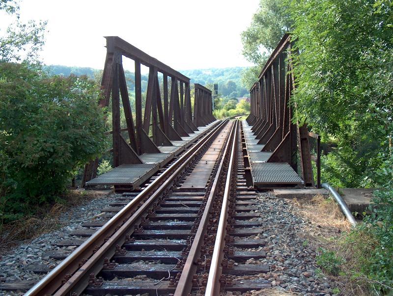 Deutschland/sonstiges : Burgenlandbahn,Br�cke �ber die Saale 