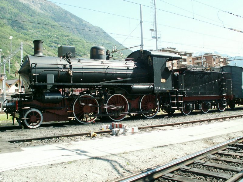 Ex.FS Dampflok 625.177 (BMAG vormals Schwartzkopff 1922) vor dem Depot in Tirano/Italien.Die Lok wird vom Verein  Gruppo ALe 883  in Tirano unterhalten.10.05.07