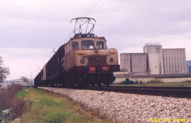 FCU L 152 - c/o Citt Di Castello - 23.04.1992 - FCU = Ferrovia Centrale Umbra