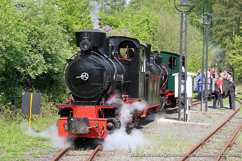 Wiederinbetriebnahme der FGF Lok 4 am 01.05.2009 - W�hrend der