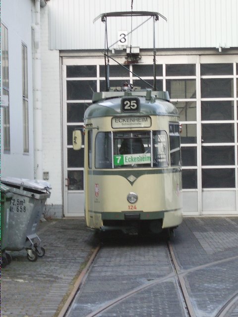 A car of the L Vehrkersmuseums Frankdurt am Main, corner