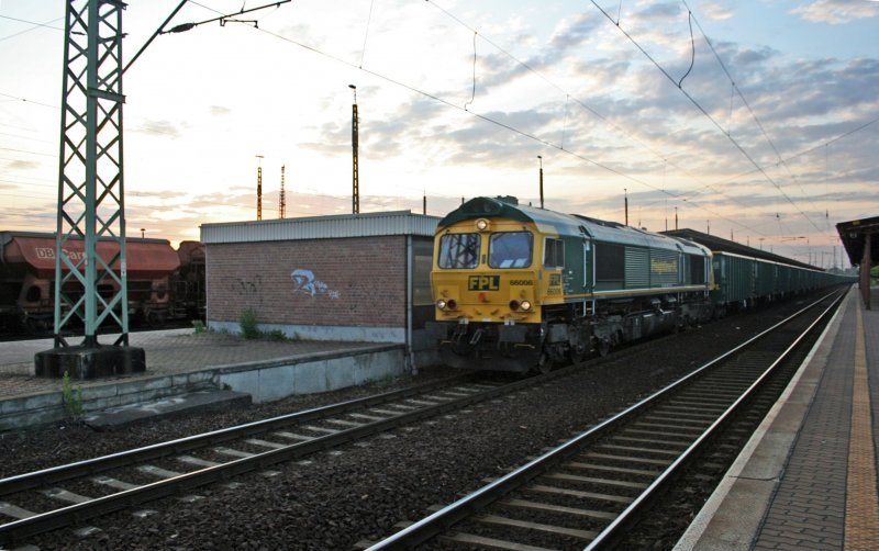 FPL 66 006 on the evening of 6/6/2008 at the