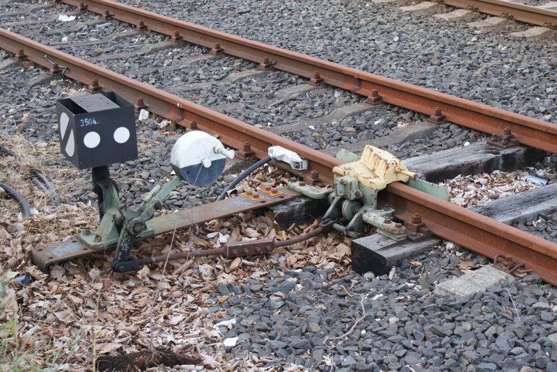 Eine Gleissperre am Mellendorfer S-Bahnhof.  