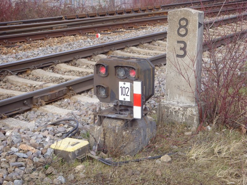 Gleissperrsignal bei Km 8,3 an der Gterbahn in Freiburg. 28.01.09