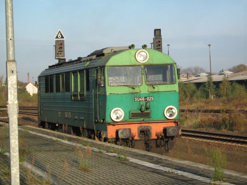 PKP Lok beim Umsetzen zur R�ckfahrt nach Polen im Bahnhof