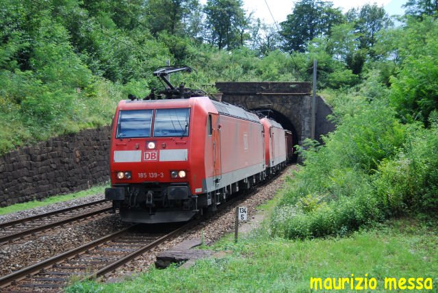 DB 185 139 + 112 - Biasca c / o