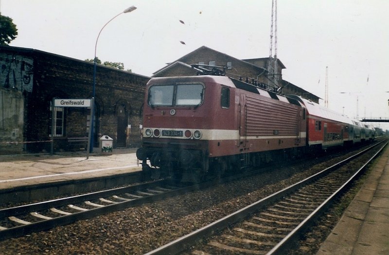 143 334 with a regional train to Stralsund in the