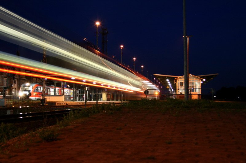 Regionalbahn nach Aschersleben bei der Einfahrt ! 