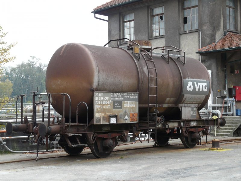 SBB - cistern wagon Zs 23 85 736 8890-8 parked