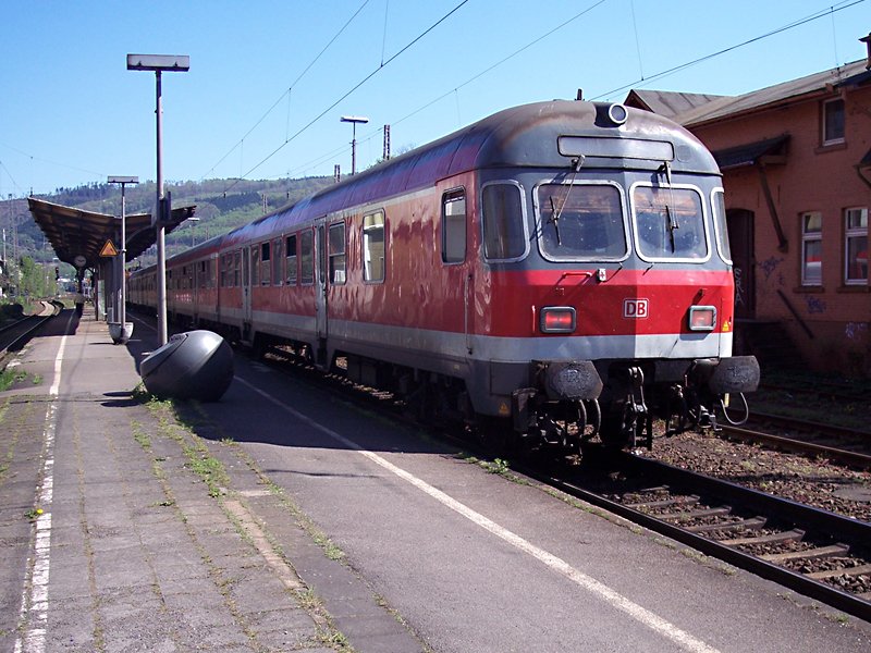 Steuerwagen und n-Wagen auf der RB91 in Hagen Hohenlimburg 14.08.07