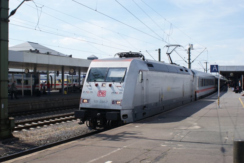 101034-7 from the departure from the Hanover Hbf.am 05/23/2009 ninth