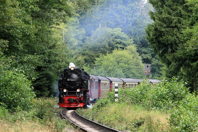 99 7243-1 kurz vor Drei Annen Hohne ! Eine Fotostelle