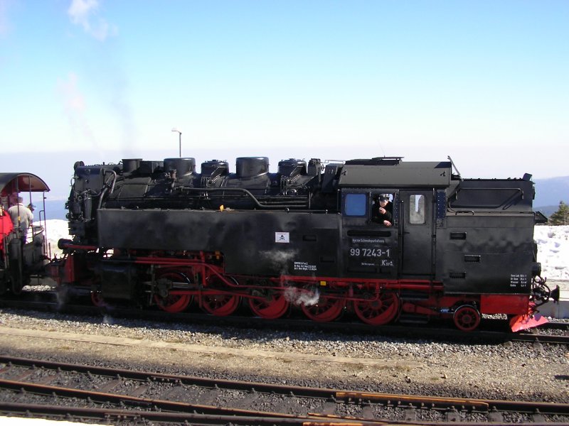 BR 99 7243-1 Der HSB kurz vor der Ausfahrt aus