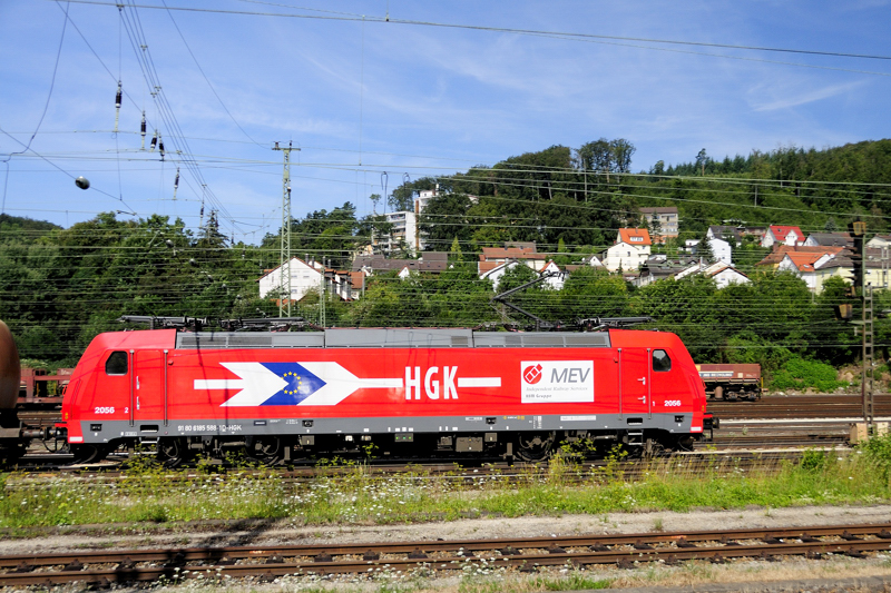 185588-1 HGK with additional logo at the northern exit of