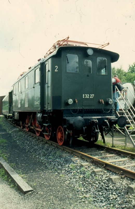 E 32 27 in Bochum-Dahlhausen (automatically translated, Powered by Google)