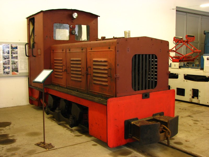 Eine Ns 3 vom LKM ausgestellt im Feldbahnmuseeum Herrenleite.22.02.09. 