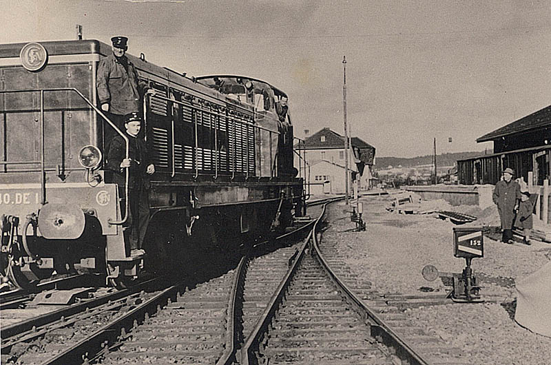 Shunting the SNCF for testing in RB Biel, 1955 (Walter).