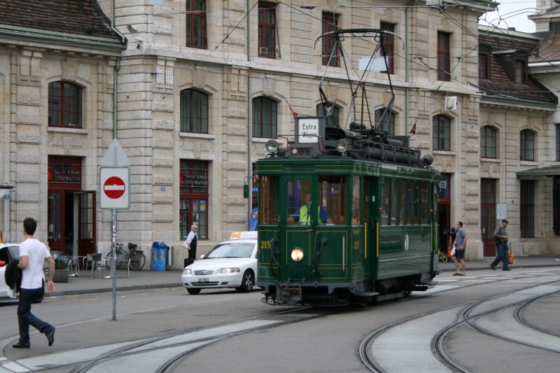 Oltimer-Triebwagen (Ce 2/2) Nr 215 der BVB am 22. August