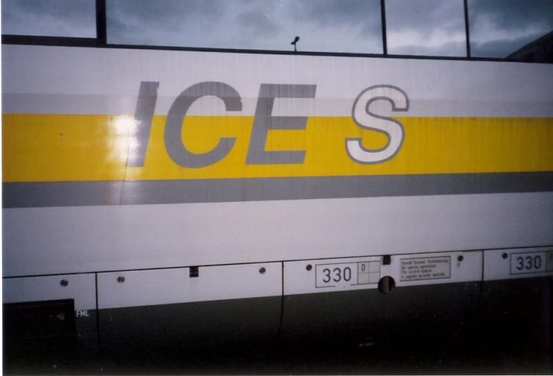 ICE-S in Berlin-Charlottenburg. (1998) (automatically translated, Powered by Google) 