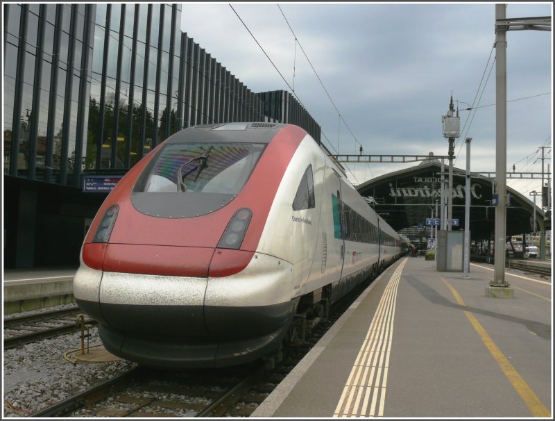 ICN RABDe 500 023-7 in St.Gallen. (28.04.2008) 