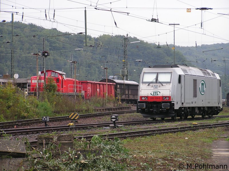ITL 285 109 am 10.09.08 in Saarbr�cken. Im Hintergrund