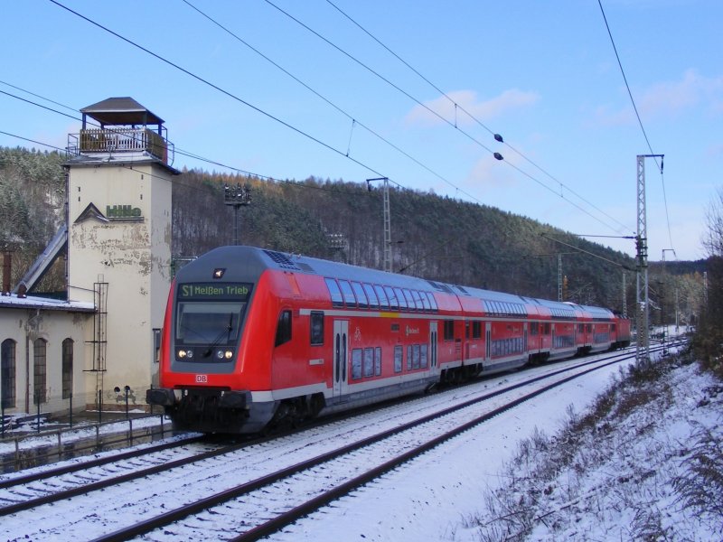 The S-1 after Meissen Triebischtal approaching the station on 22.11.2008