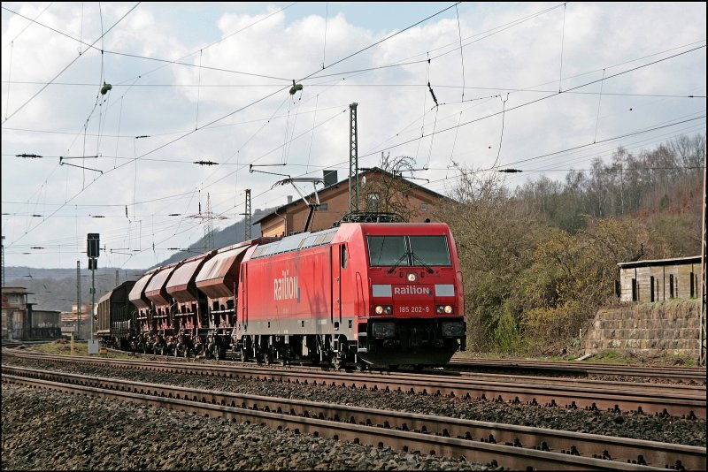 5 Minuten nach der 152 152, folgt die 185 202