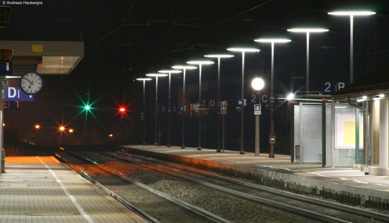Bahnhof St.Georgen(Schwarzw) bei Nacht 5.11.08  