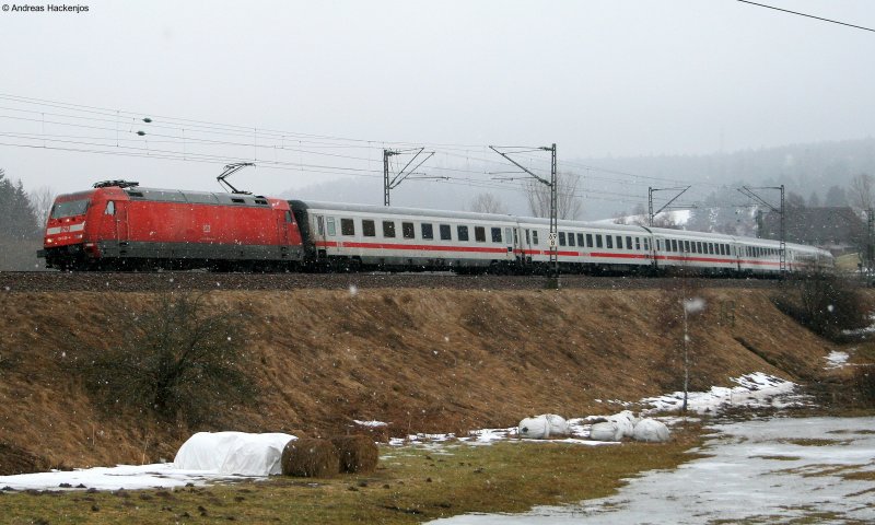 101 139-4 mit dem IC2370 Schwarzwald(Konstanz-Hamburg Altona) am km 70,0