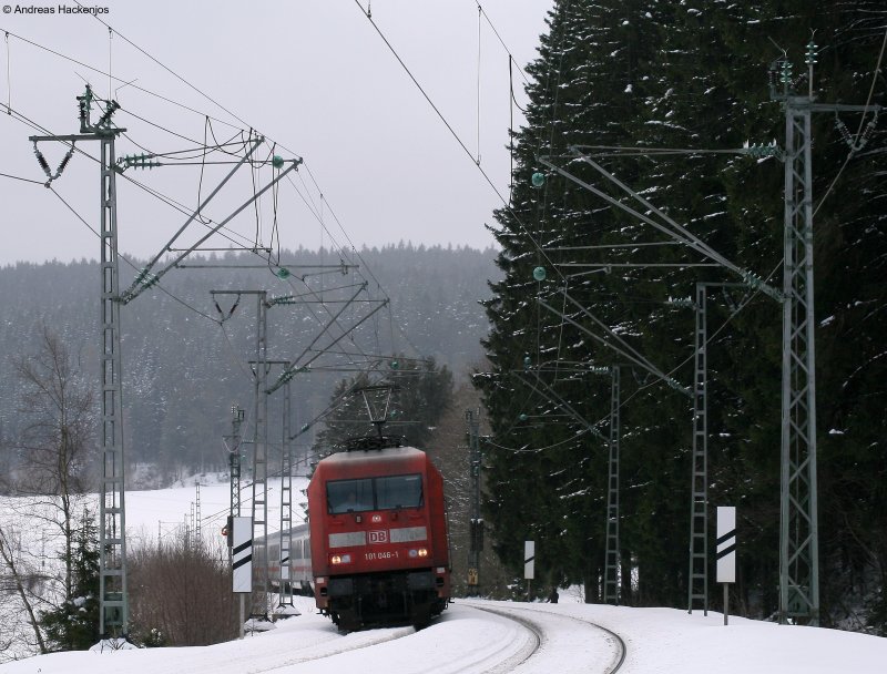 101 046-1 mit dem IC2270 Schwarzwald (Konstanz-Stralsund) am km 69,2