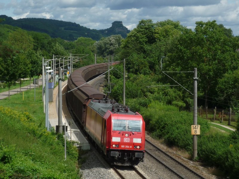 185354-8 with CFA 46 331 Bremerhaven - Constance in singing