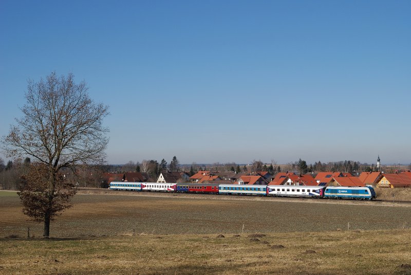 223 xxx (Arriva) mit Alx 86211 bei Schwabhausen (18.02.2008) 