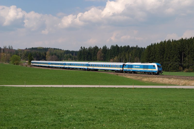 223 068 (Arriva) with Alx 38 709 (22.04.2009) in Riedle
