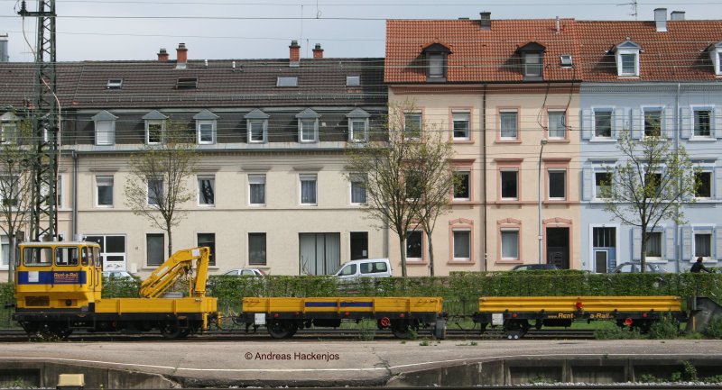 Dieser Skl oder Klv stand mit seinem Anh�ngsel im Gleisvorfeld