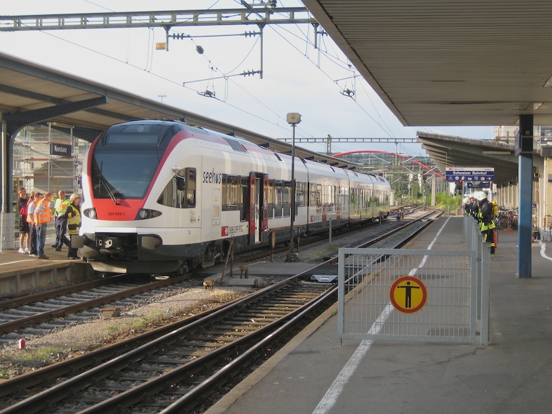 Der Ungl�cksseehas im Bahnhof Konstanz. Durch einen Kurzschluss rauchte es
