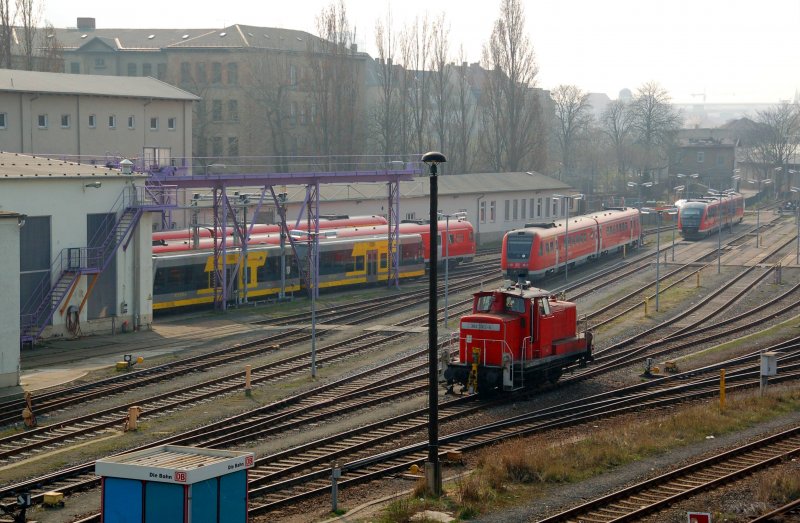 Blick ins Bw Leipzig S�d. Fotografiert von einer Stra�enbr�cke. 