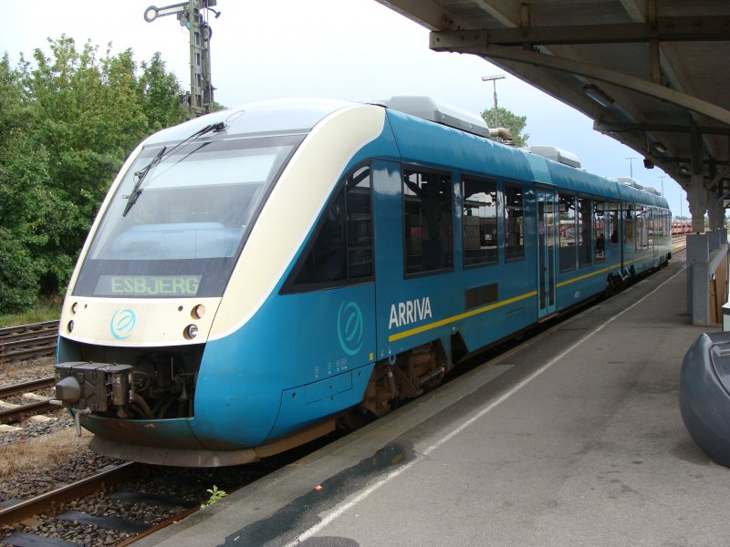 AR 10 der D�nischen Arriva am 19.7.2008 in Nieb�ll 