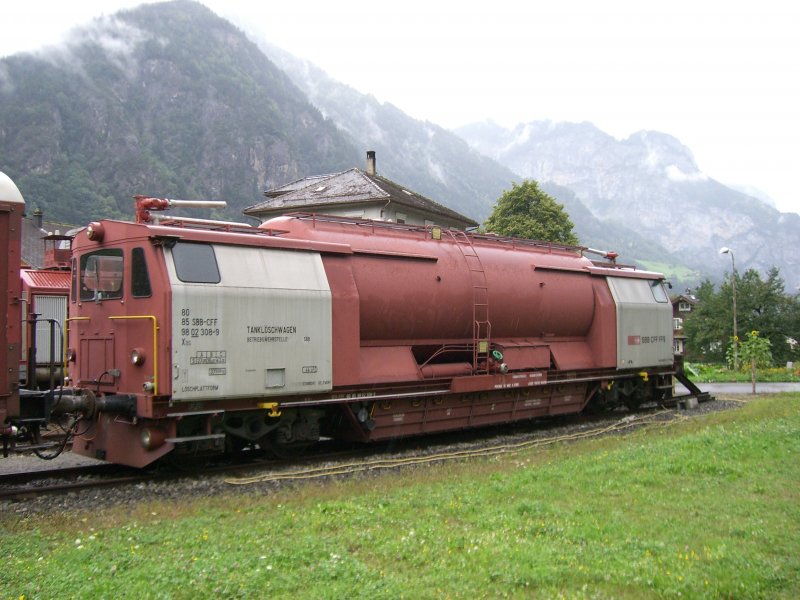 Ein Tankl�schwagen in Erstfeld. (16.08.2007)  