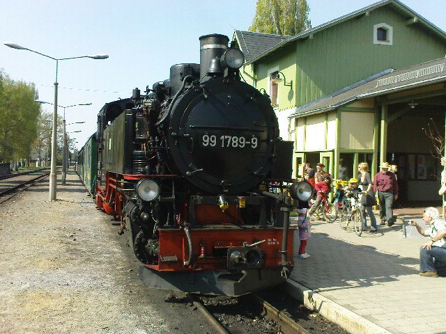 Eine Br 99 steht f�r die weiterfahrt nach Radeburg abfahrbereit