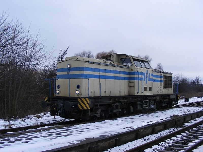 Lok 1101 der ITB am 20.2.2009 bei der Fahrt durch den Bahnhof Klostermansfeld.