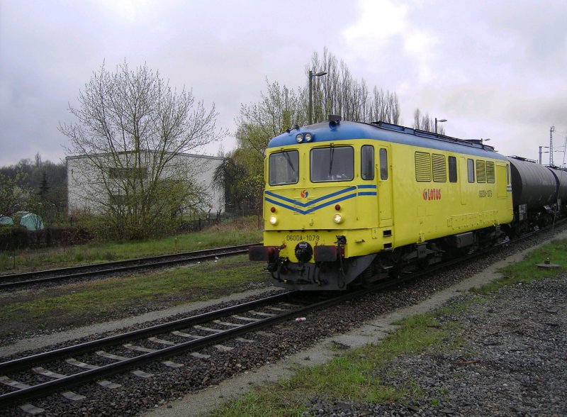Lotos SA 060 DA 1079 on 15/04/2008 at the exit