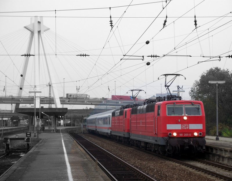 Gray, gray, Ludwigshafen HBF. While in the middle of Ludwigshafen