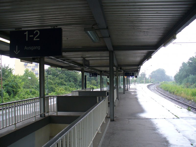 Bahnhof L�nen auf Gleis 3/4 Dortmund <-> M�nster Westfalen. 